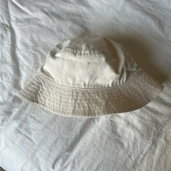Madewell | Accessories | Nwt Madewell Bucket Hat | Poshmark display picture 2